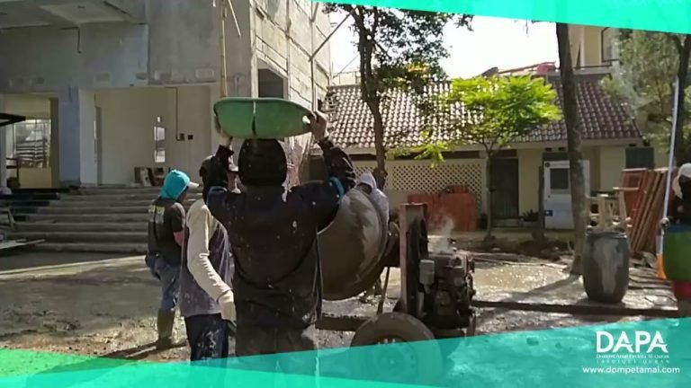 Pengecoran Halaman Masjid dan Asrama TASQ